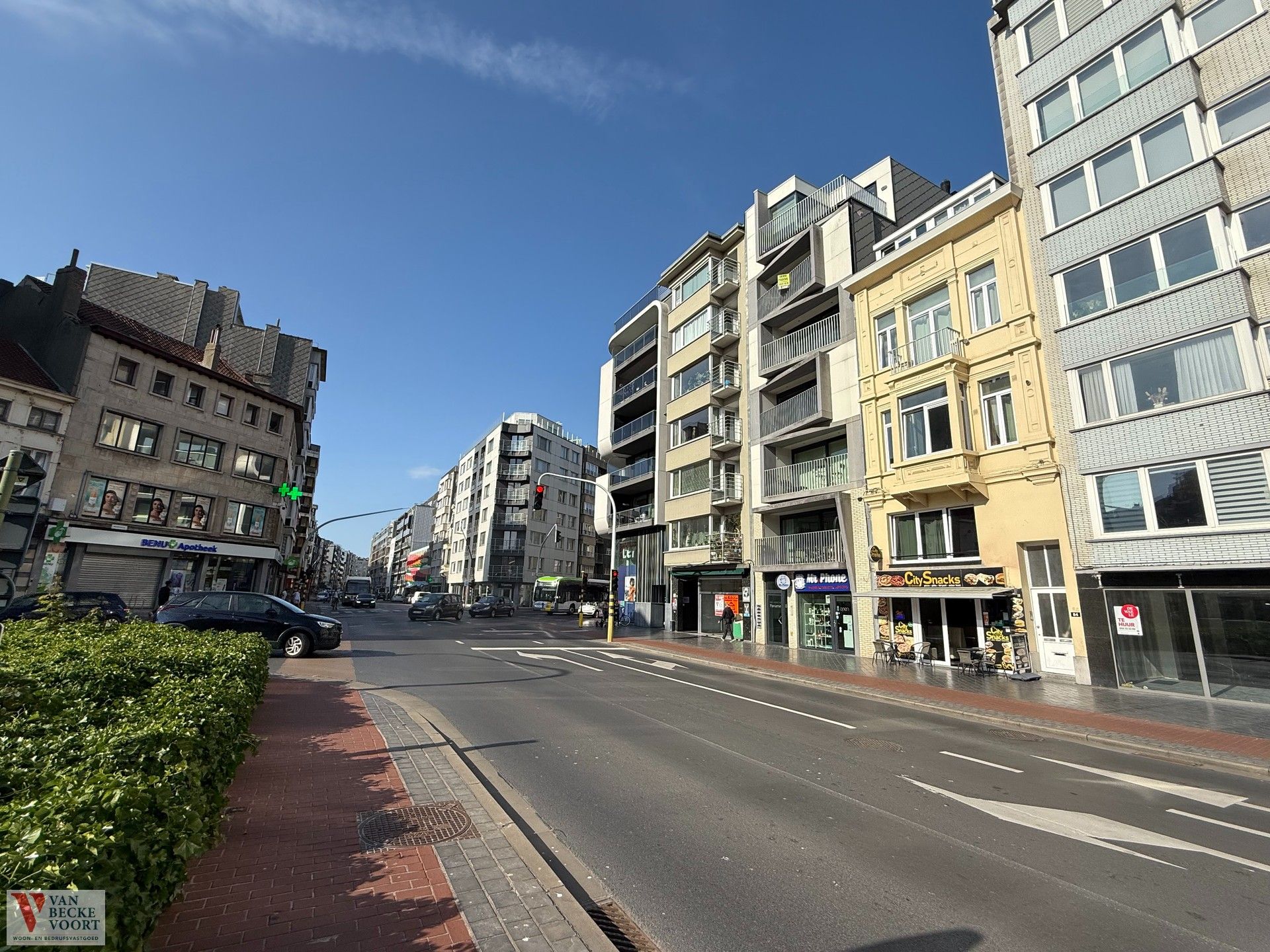 Gerenoveerd appartement met zicht op Petit-Paris foto 14