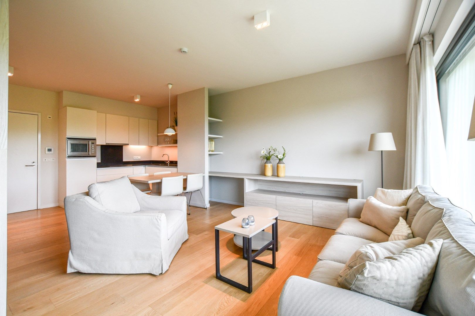 Moderne assistentiewoning in Vosseslag, De Haan, comfortabel wonen met zorg in de buurt foto {{pictureIndex}}