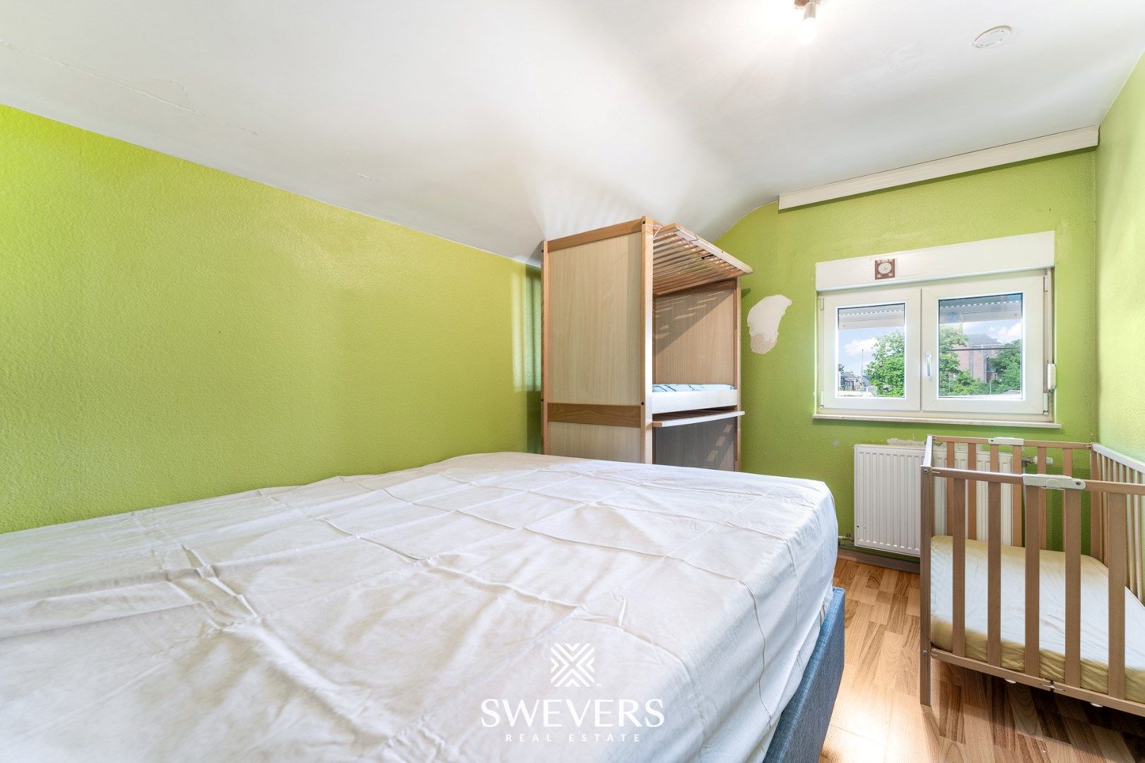 Unieke kans in Beverlo: ruime woning met loods, 5 slaapkamers en 2 badkamers foto 24