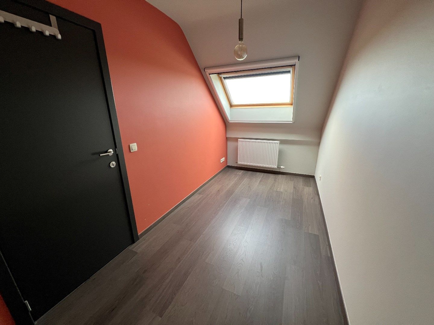 Duplexappartement met 2 slpks, terras en autostaanplaats foto 8