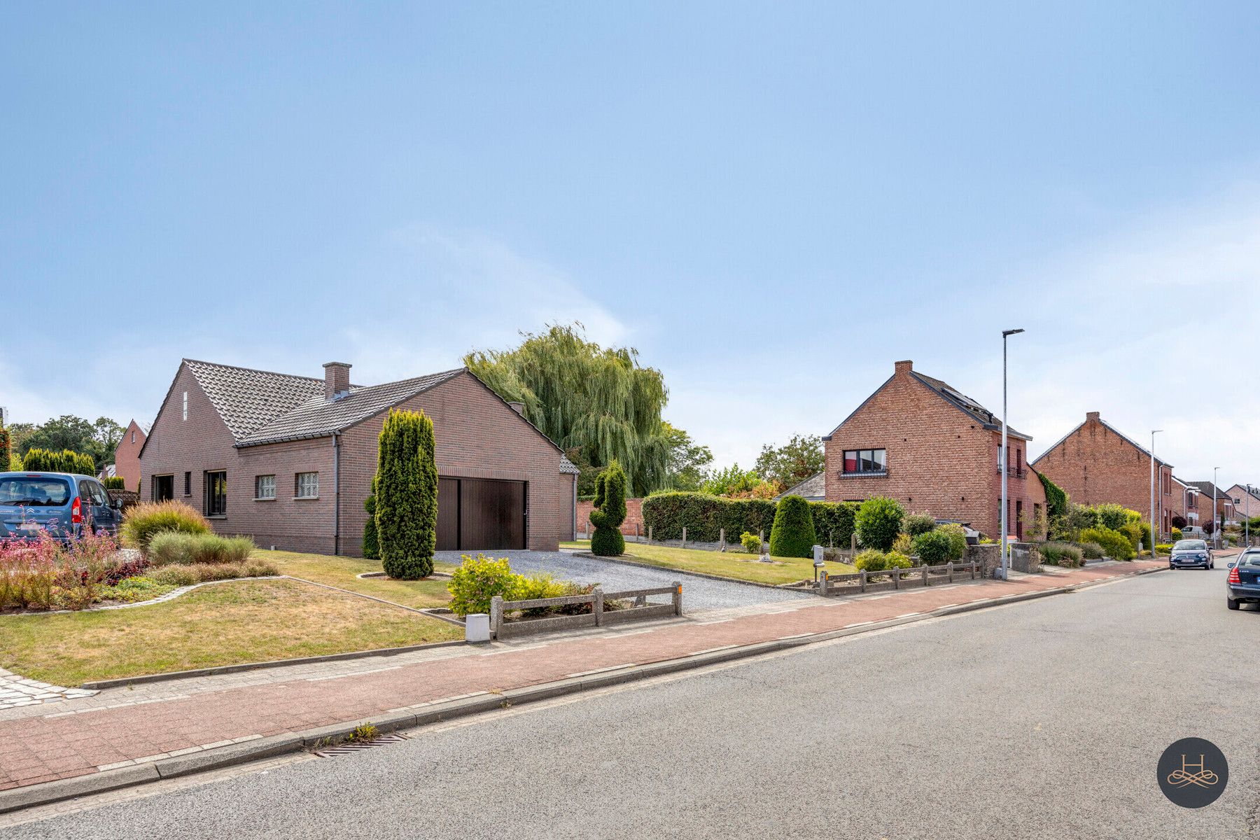 Charmante open woning met veel mogelijkheden op ruim perceel foto 3