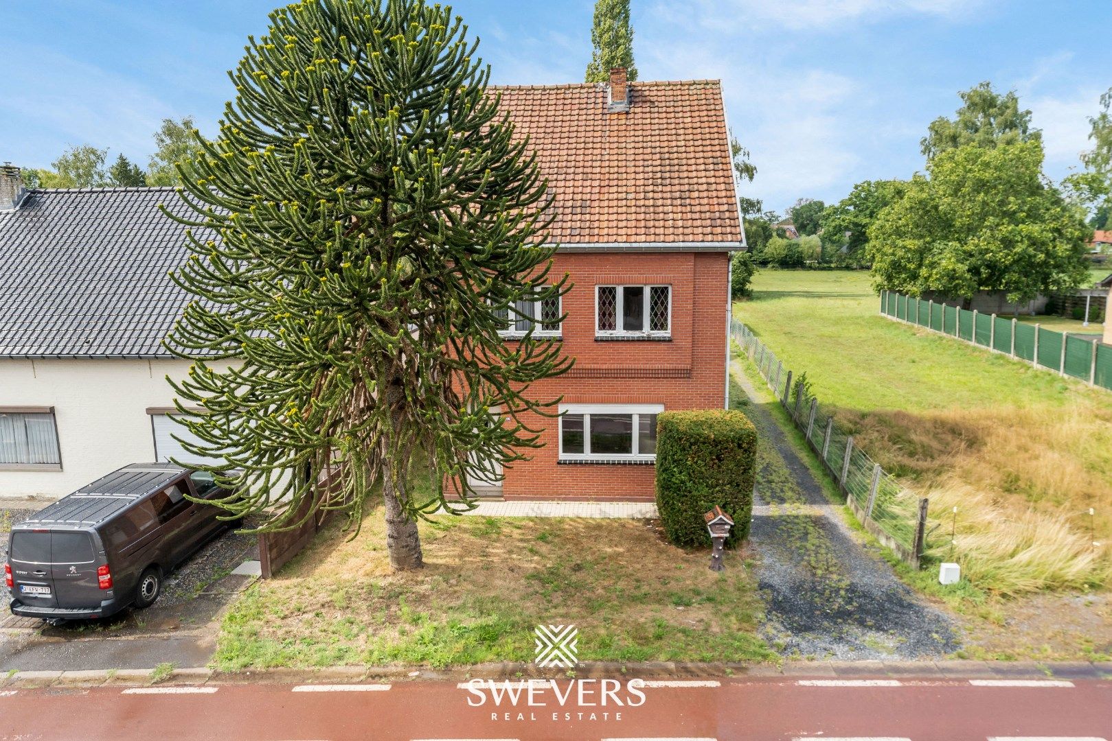 Gunstig gelegen, te renoveren woning, op mooi perceel van 8a 88ca foto 37