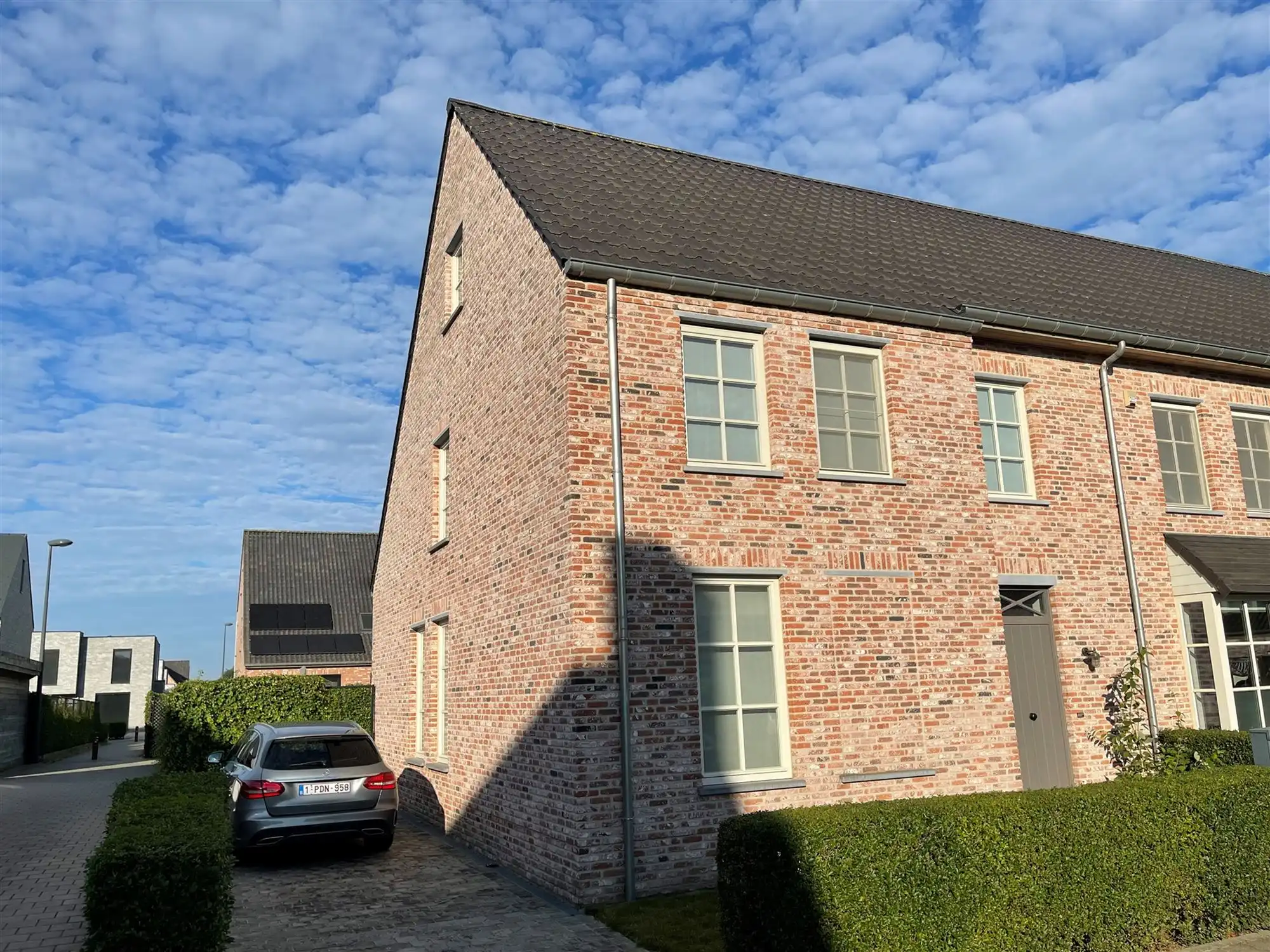 Huis foto {{pictureIndex}}