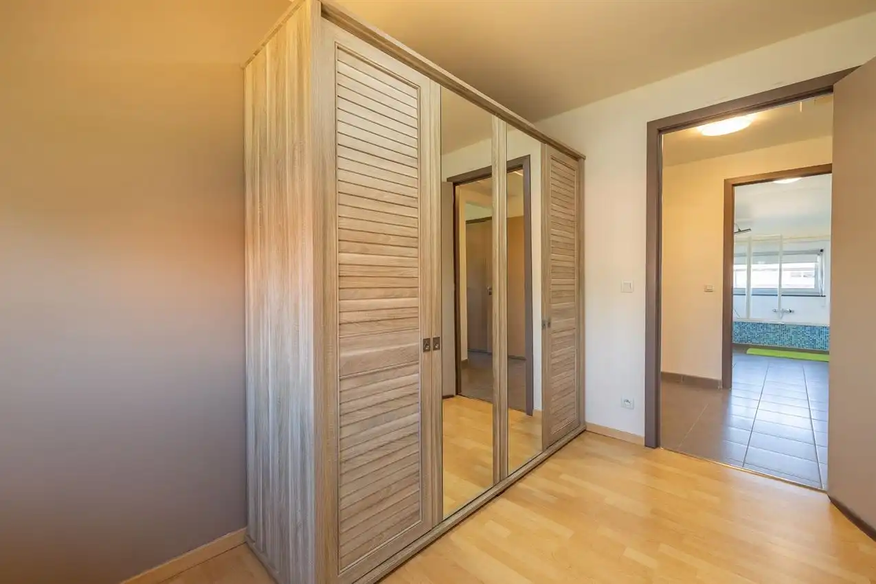 Recente gezinswoning 4 slk in doodlopende straat foto 15