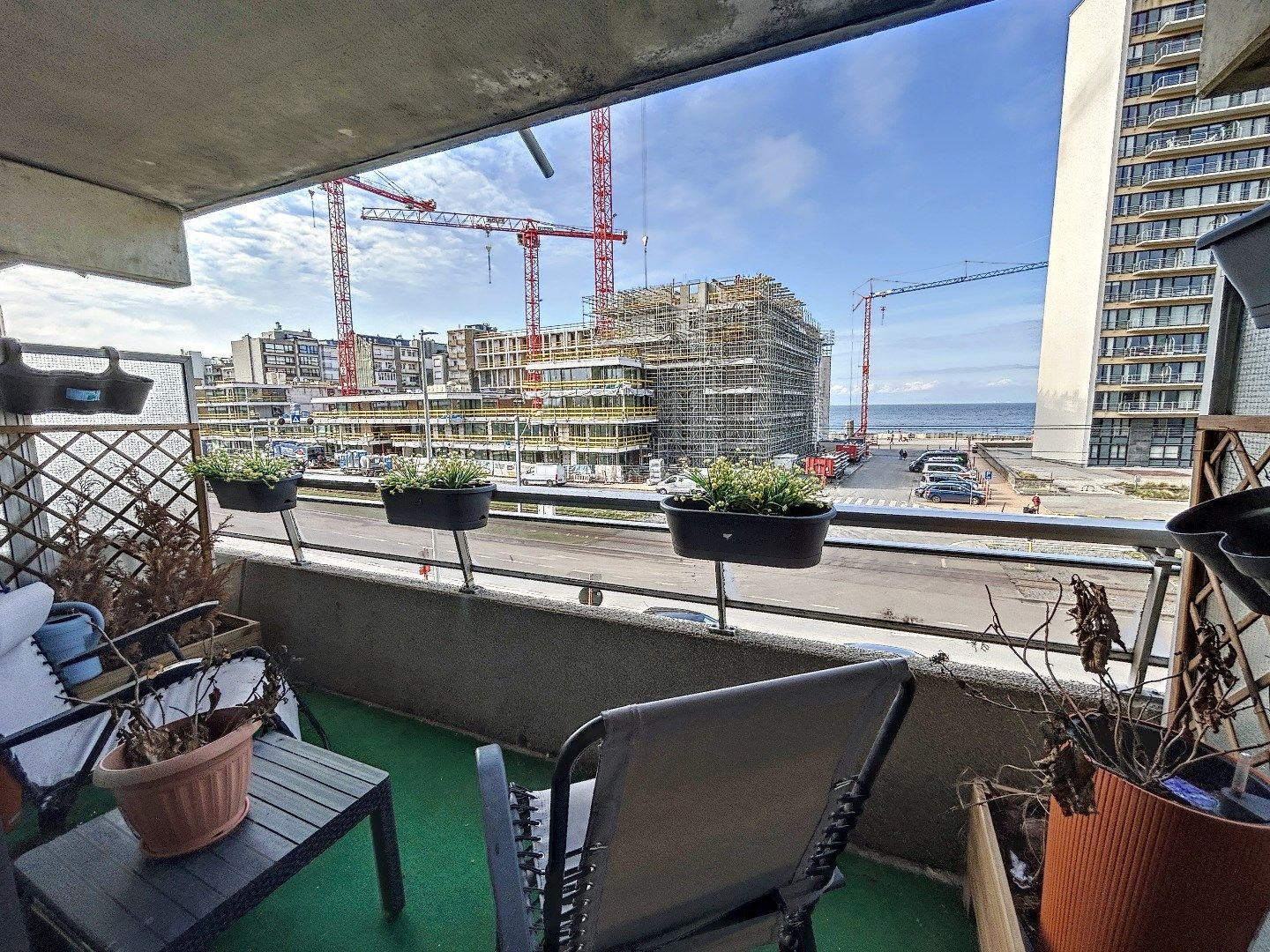 Instapklare studio met zicht op zee - terras.  foto {{pictureIndex}}