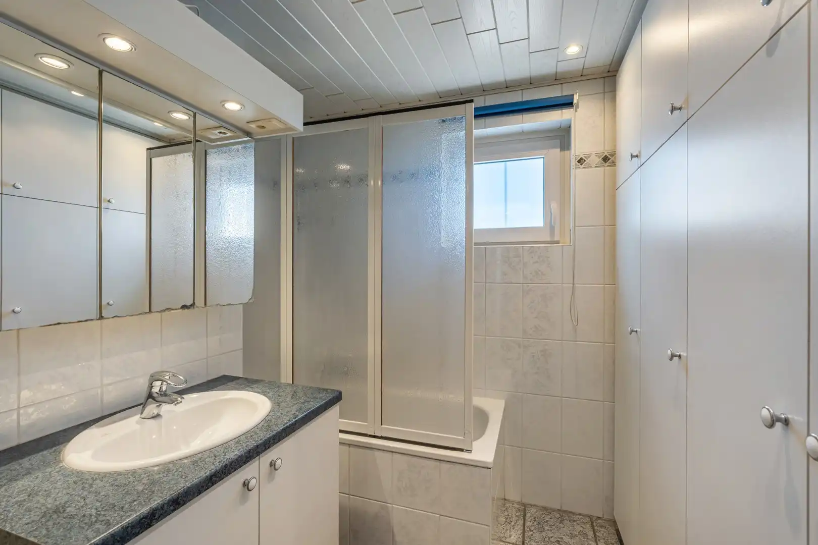 🏡 Gezellige gezinswoning met 3 slaapkamers in Houthalen foto 9