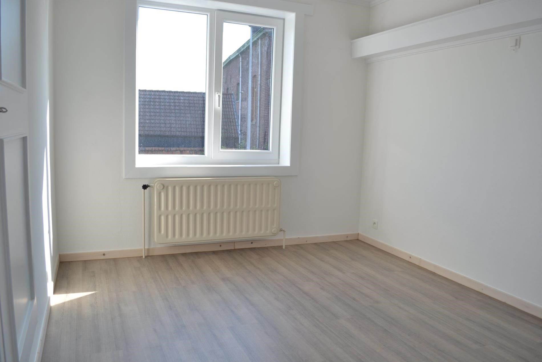 Centraal gelegen 3 slaapkamerappartement met terras foto 9