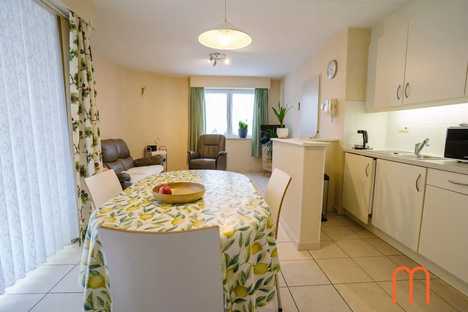 Centraal gelegen appartement met terras te koop in Oostende – Residentie Zeebries foto 2