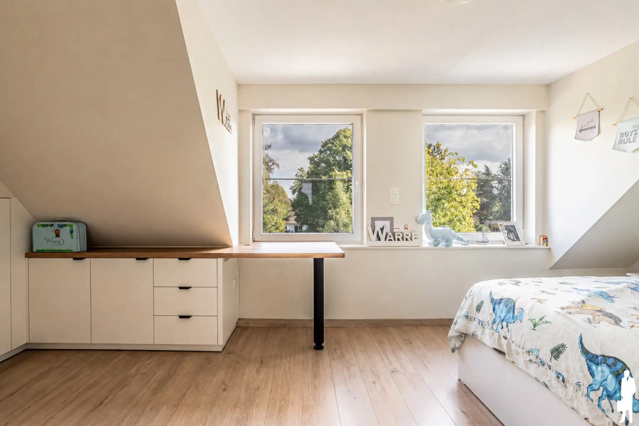 Karaktervolle gerenoveerde woning met 4 slaapkamers foto 20