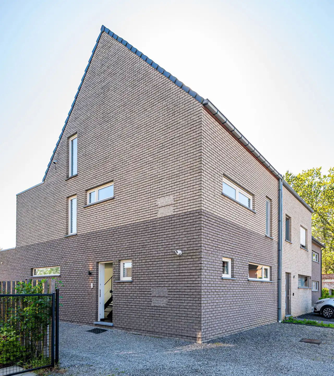 Instapklare woning op topligging foto 2