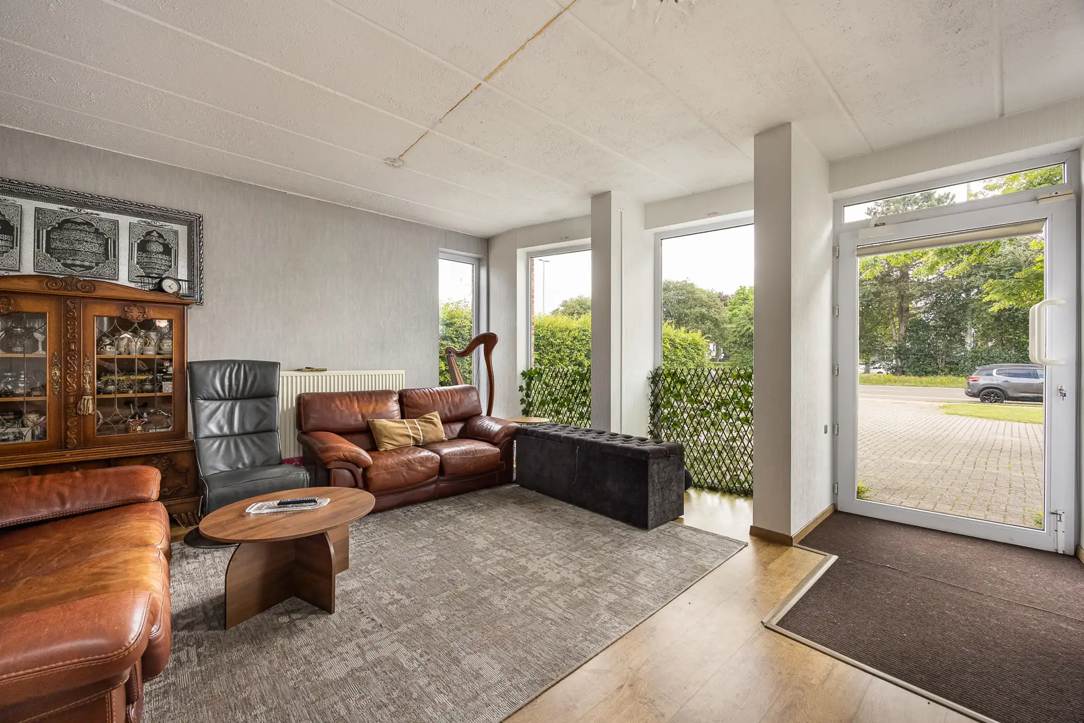 Ruime woning met 4-5 slpks en bedrijfsruimte in Turnhout. foto 12