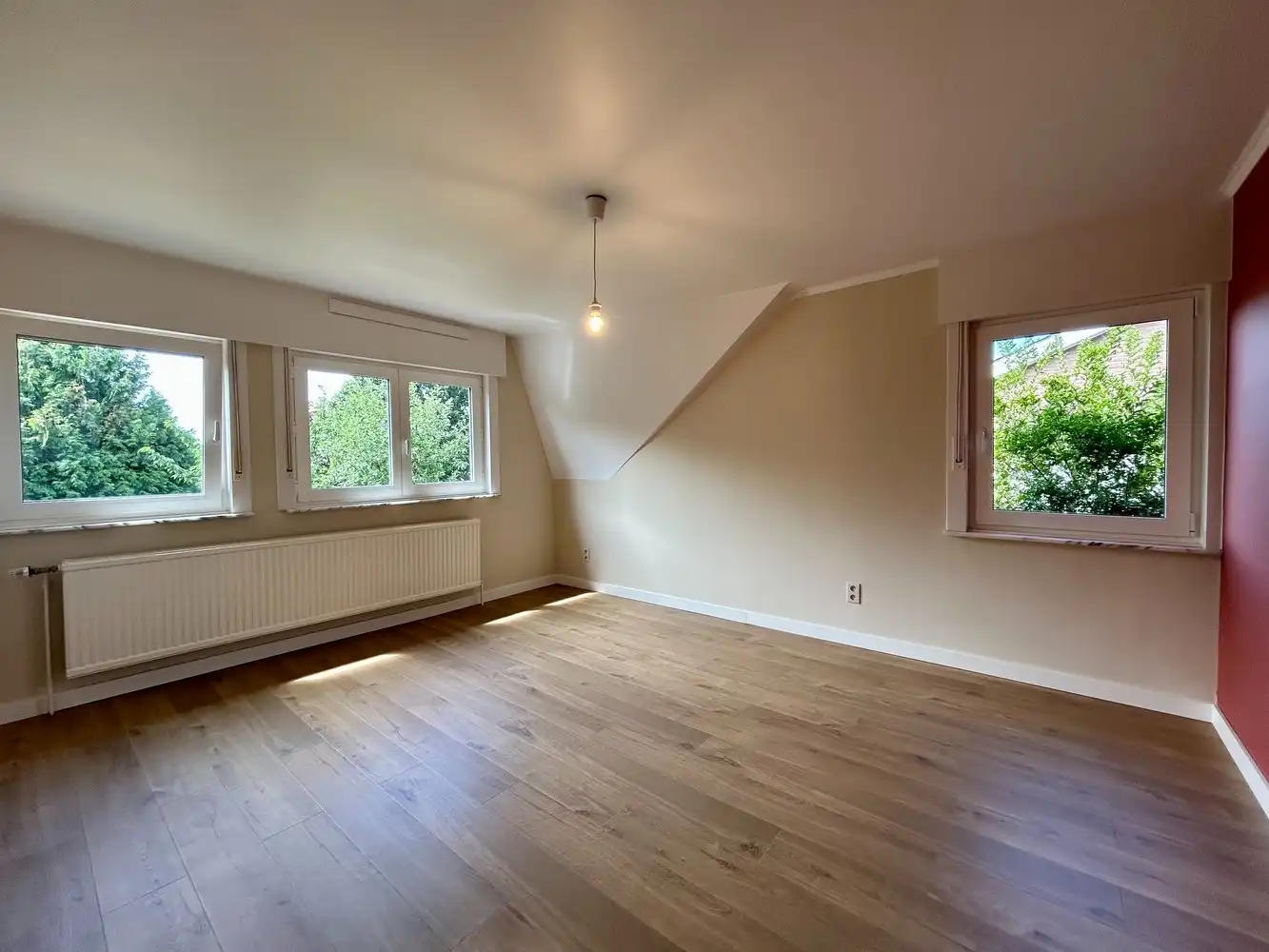 Instapklare halfopen woning op toplocatie in de gegeerde Spaanse Kroonwijk foto 10