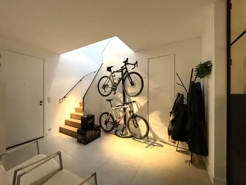 Exclusief en ruim appartement in authentiek gebouw hartje Gent foto 2