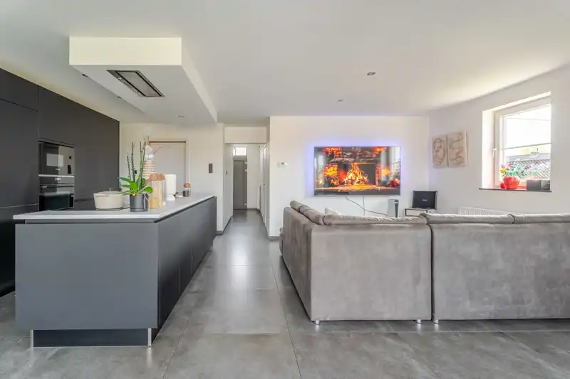 Energiezuinige halfopen woning met 3 slaapkamers. foto 18