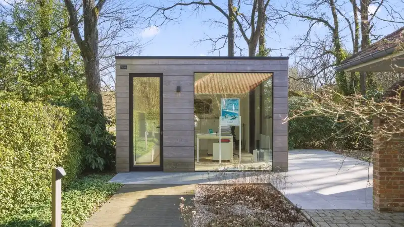 Exclusief gelegen villa van 345m² op 30 are met grote vijver foto 21