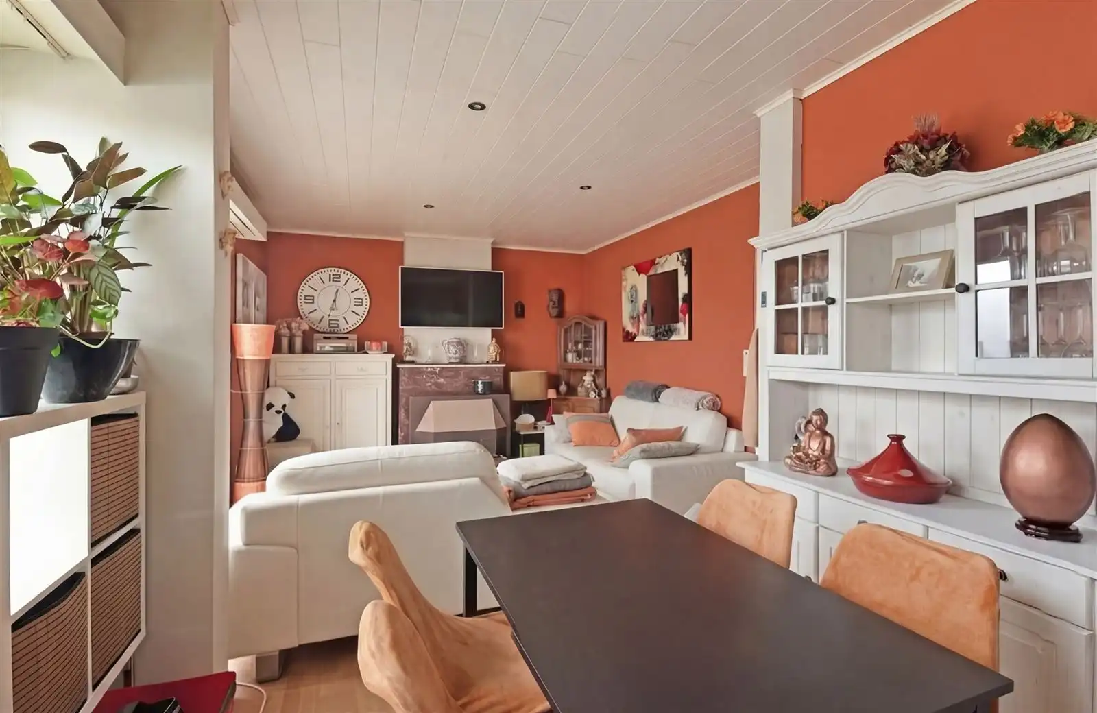 Opbrengsteigendom - met 3 appartementen foto 10