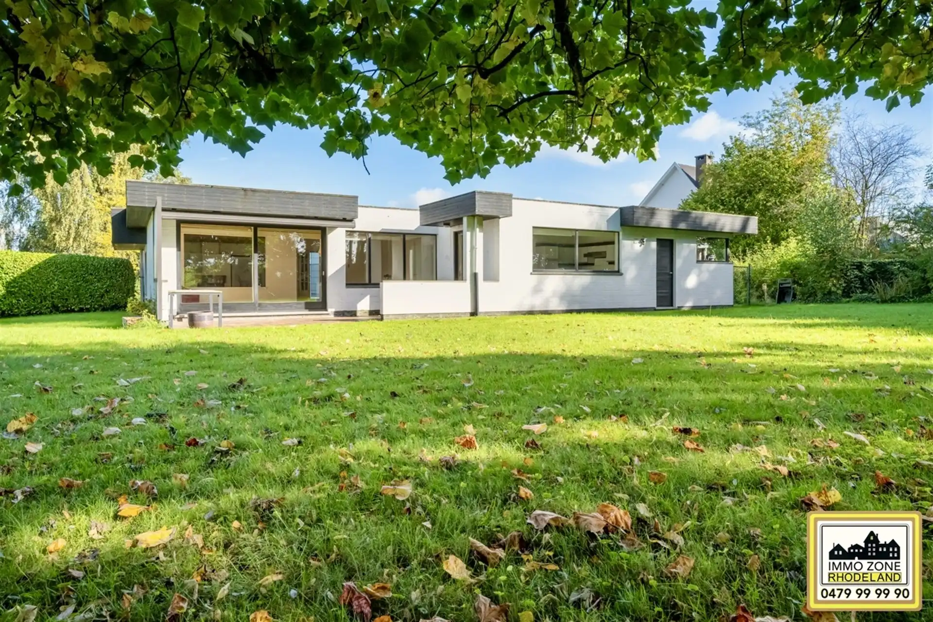 Exclusieve architecturale villa met prachtige ruime tuin foto 28