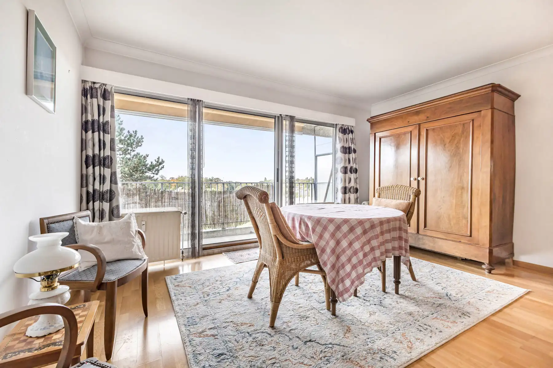 Goed gelegen appartement met twee slaapkamers foto 4