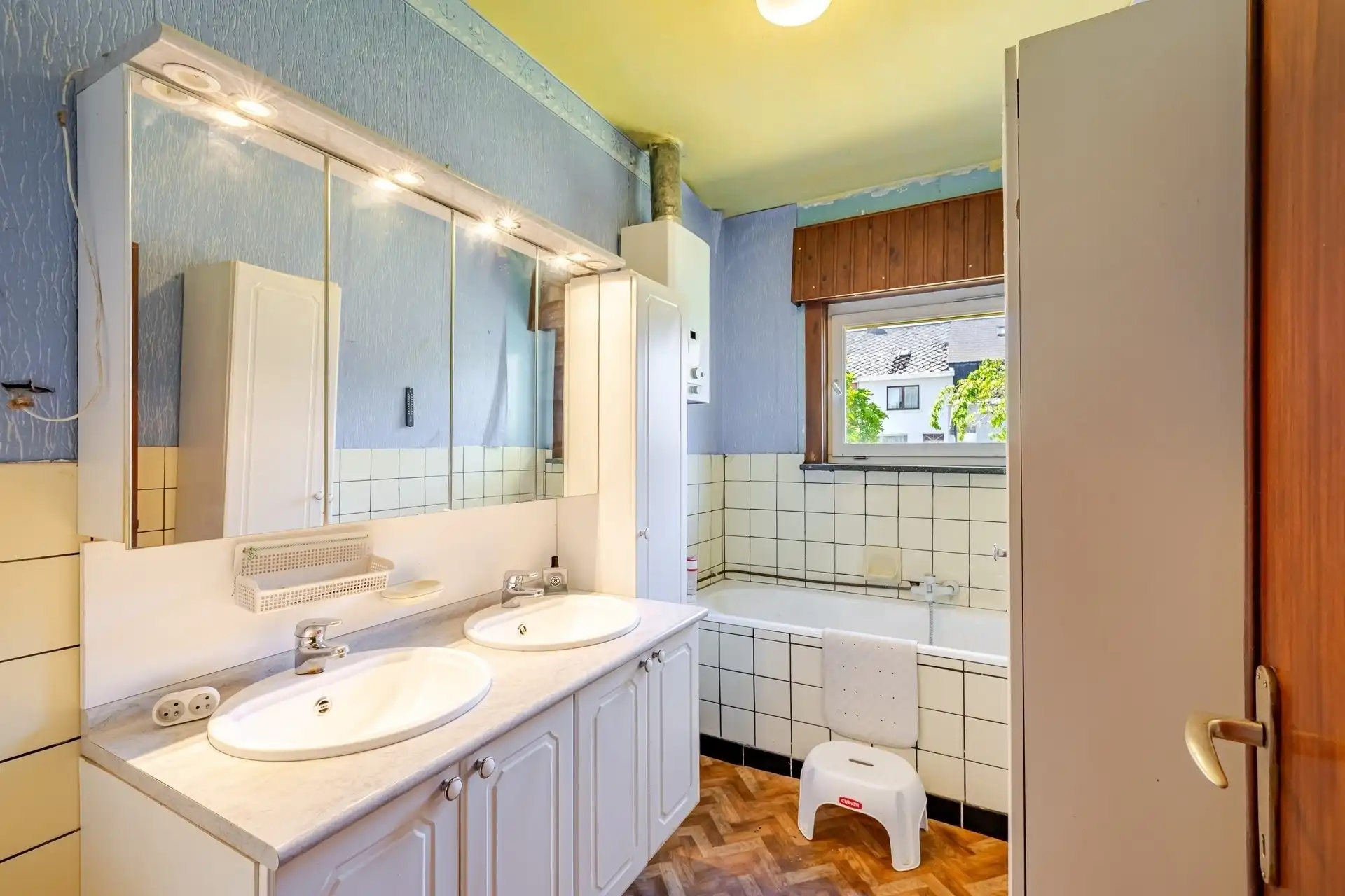 Interessante te renoveren bungalow in Massemen met groenzichten  foto 14