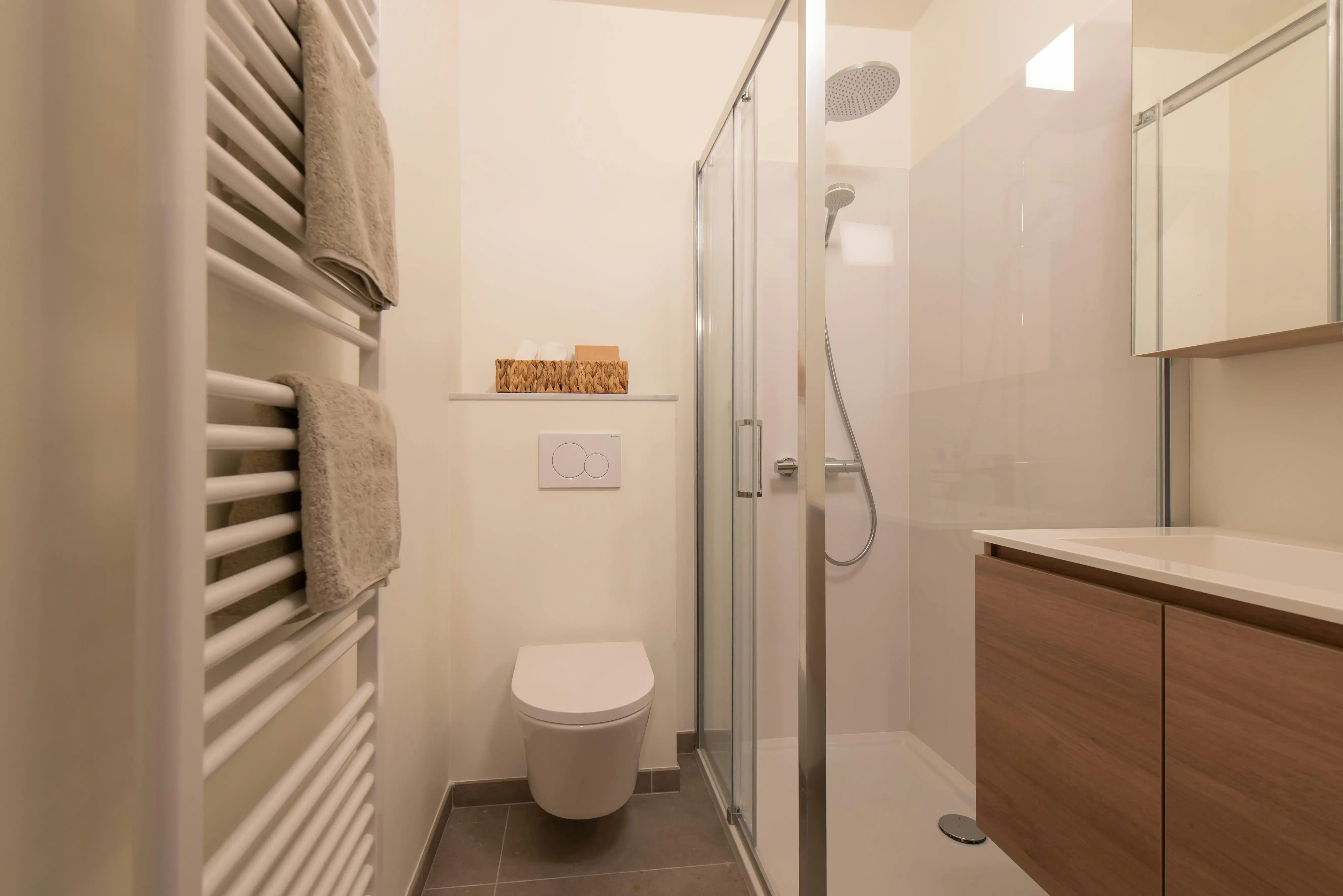 Prachtig gerenoveerd appartement met zijdelings zeezicht  foto 7