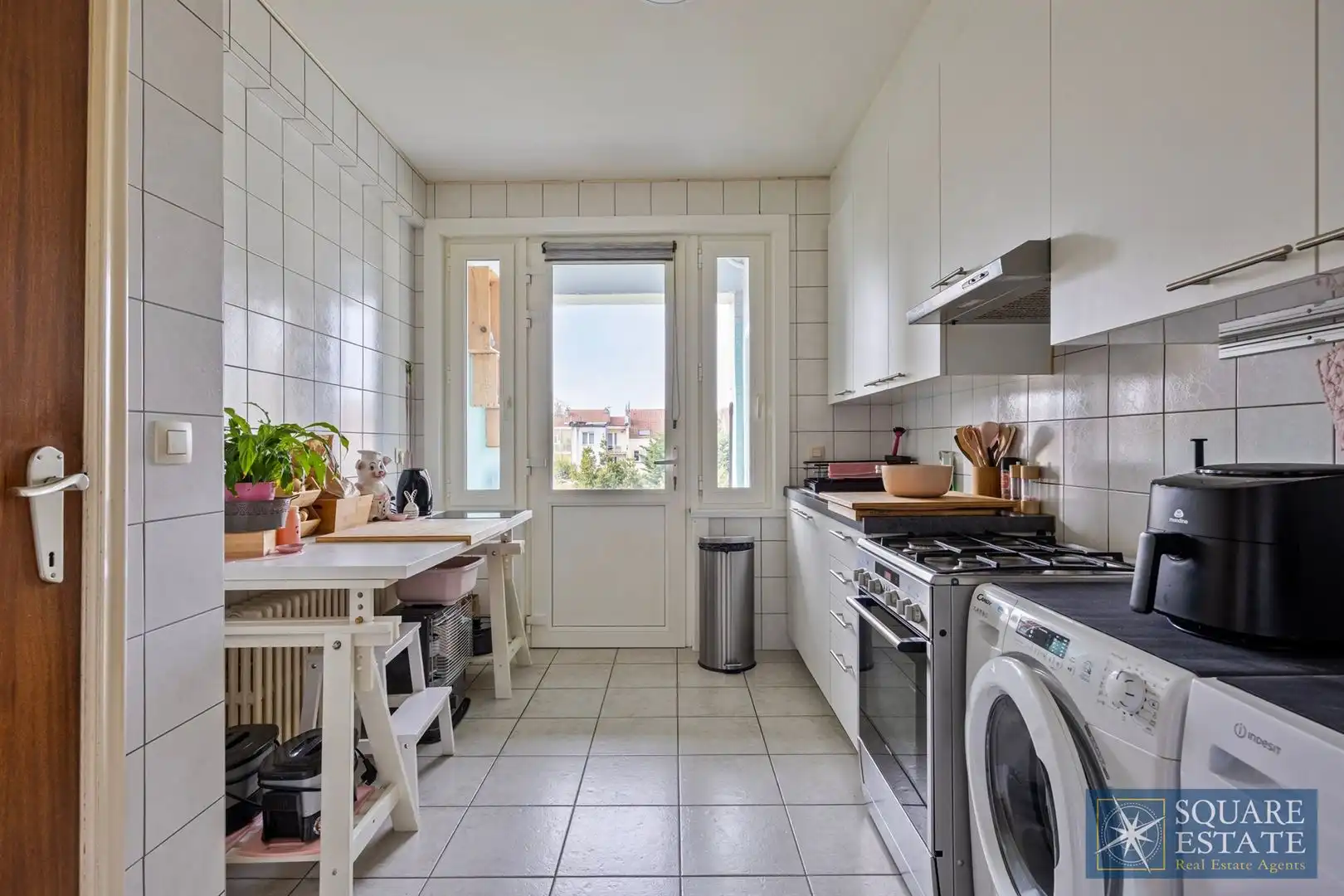 Appartementsgebouw foto 12