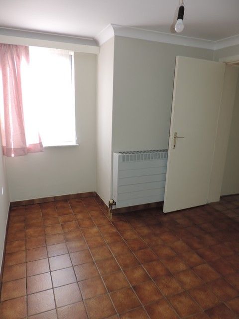 Gelijkvloers appartement met garage foto 8