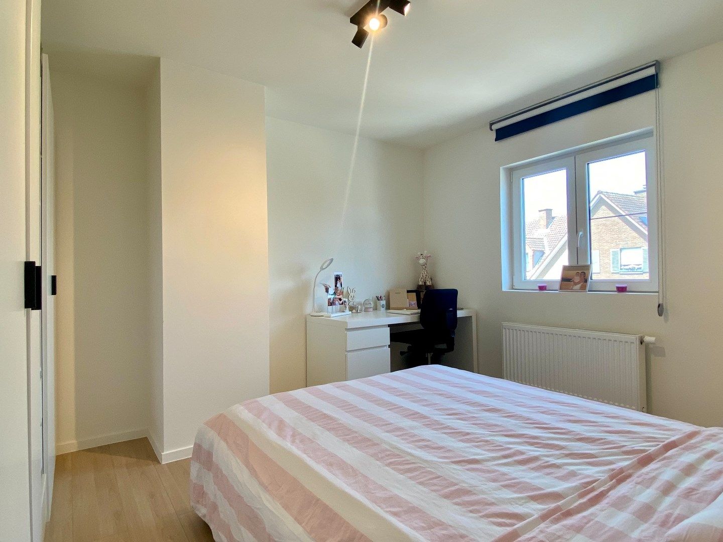 Gerenoveerde woning in doodlopende straat te Kuurne.  foto 15