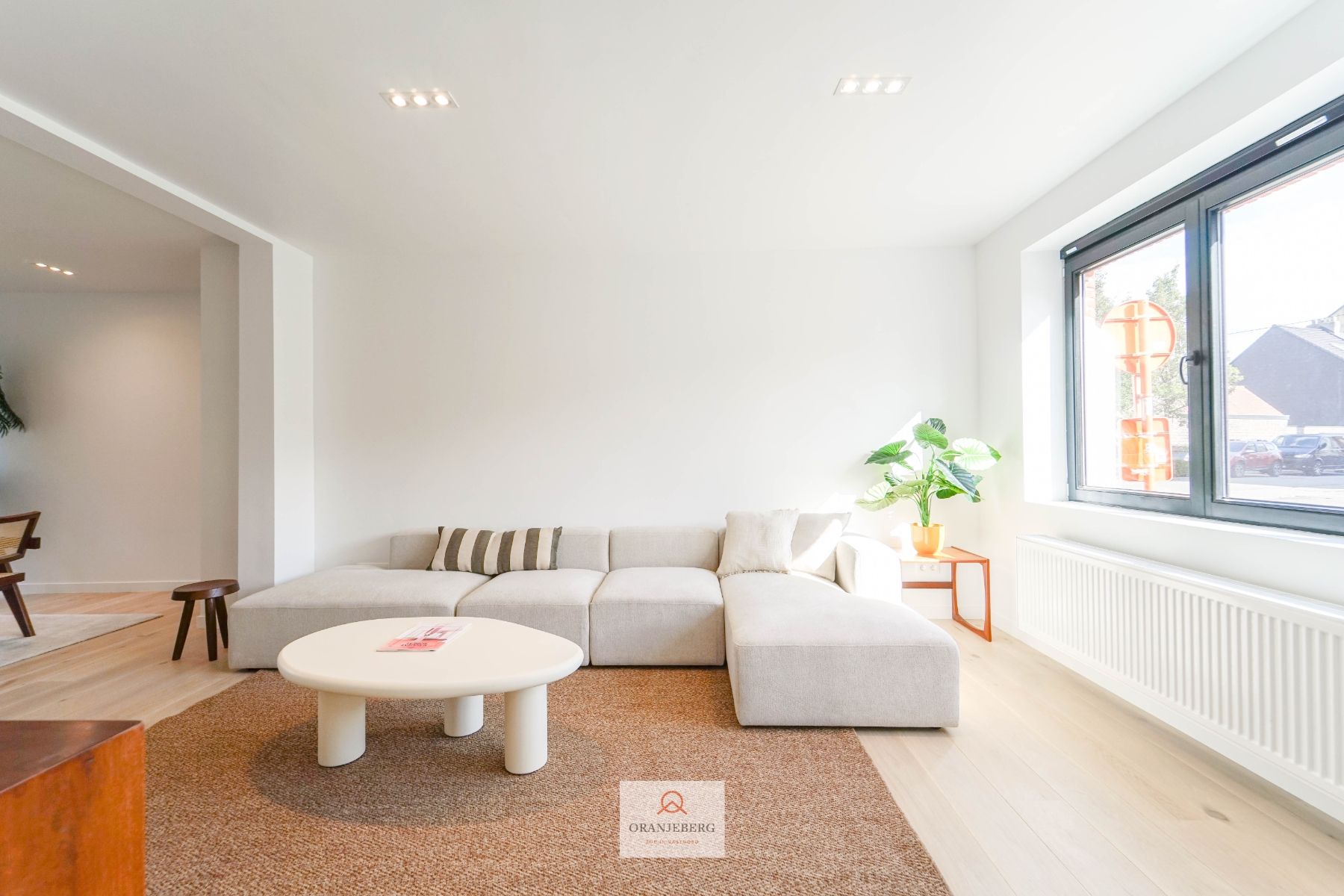 Volledig gerenoveerde woning met zonnige tuin in het hart van Merelbeke Flora foto 4