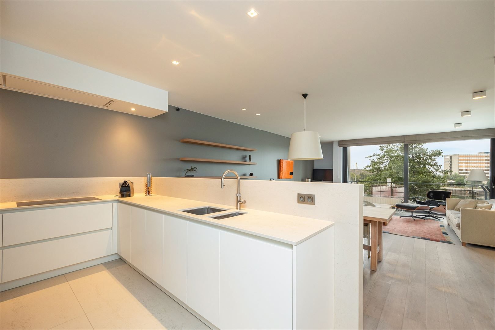 Appartement met prachtig uitzicht op Bonapartedok en MAS. foto 5