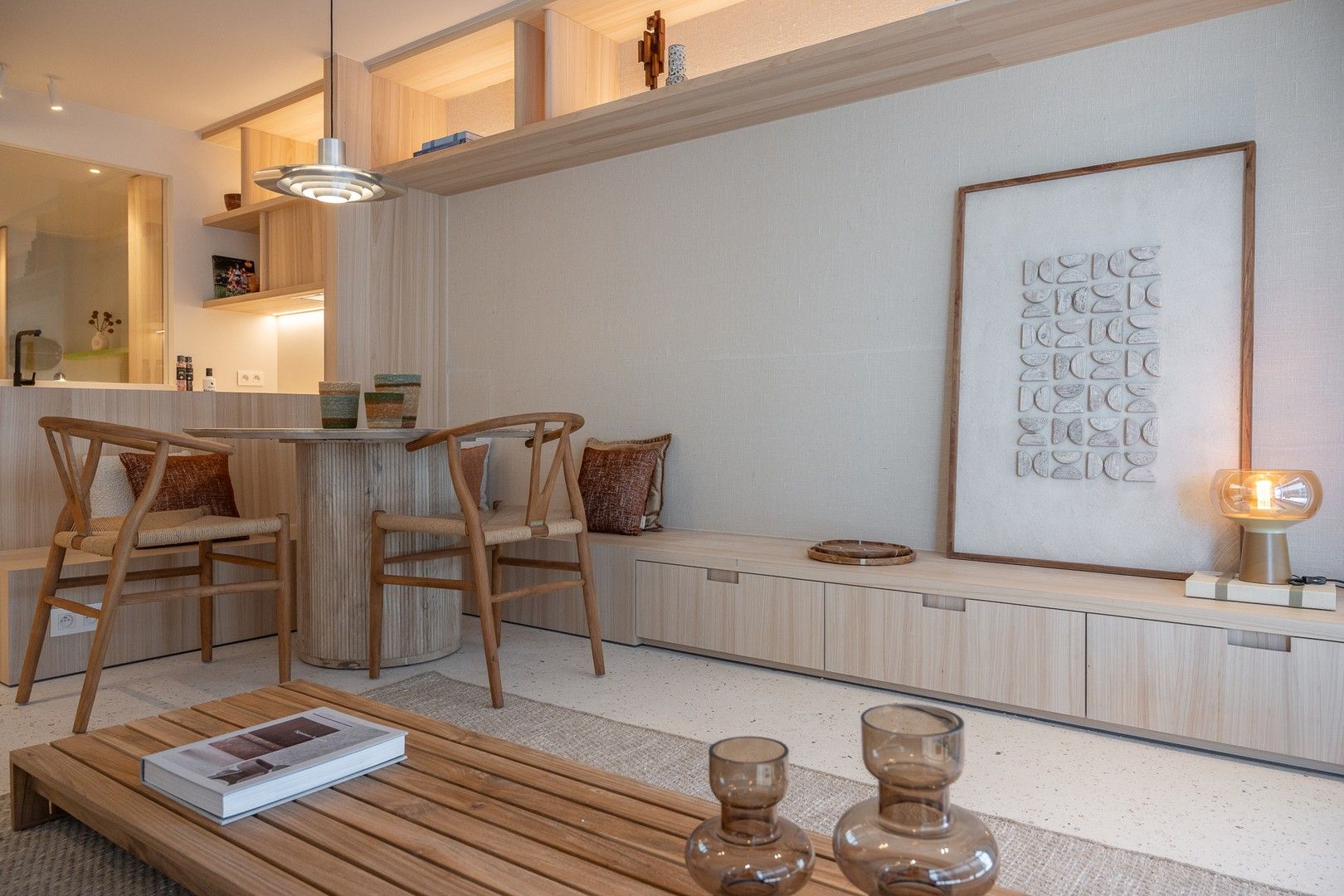Fantastisch gerenoveerd appartement met adembenemend zeezicht op de zeedijk. foto 7