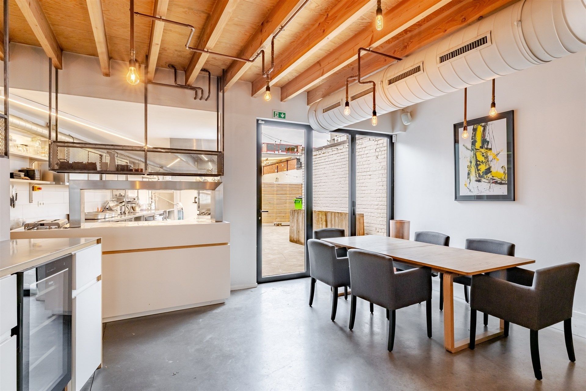 Instapklaar hoogwaardig restaurant inclusief inrichting en meubilair  foto 13