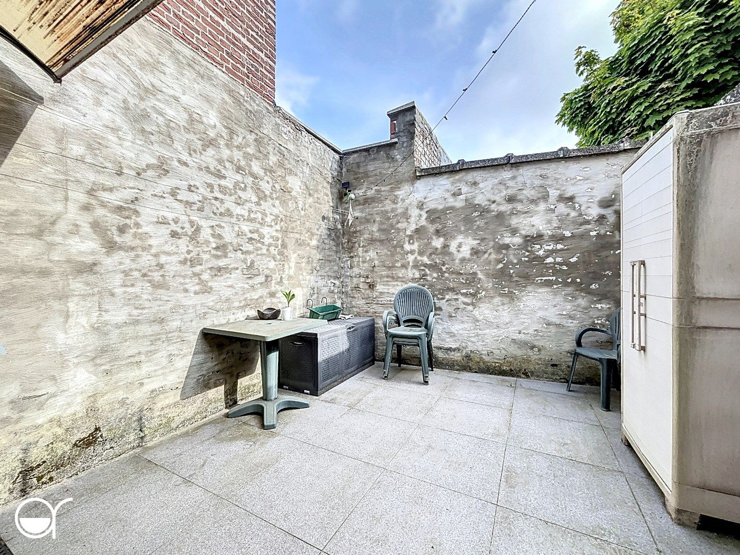 Rijwoning met terras en 3 slaapkamers foto 9