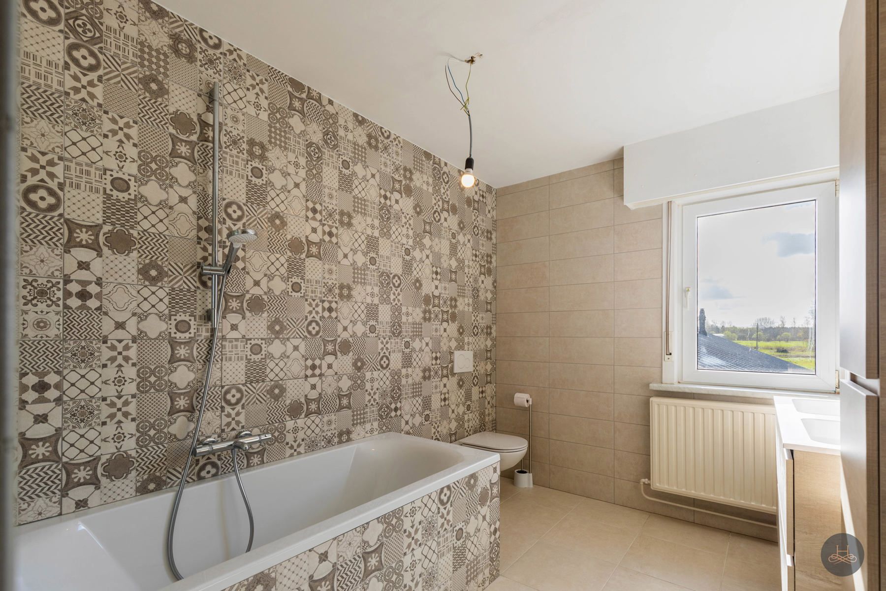 Gerenoveerde woning met 3 slaapkamers foto 18