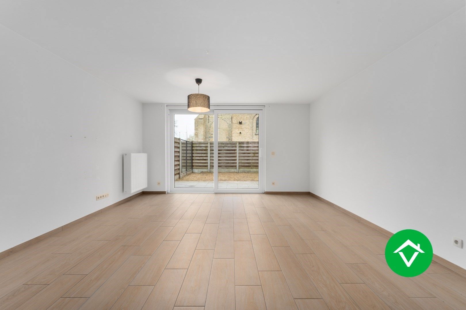 Totaal vernieuwde woning in Koekelare  foto {{pictureIndex}}