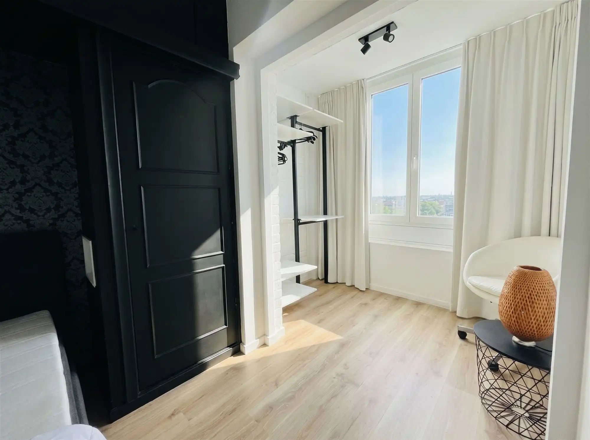 Luxueus, gemeubeld appartement met terras foto 11