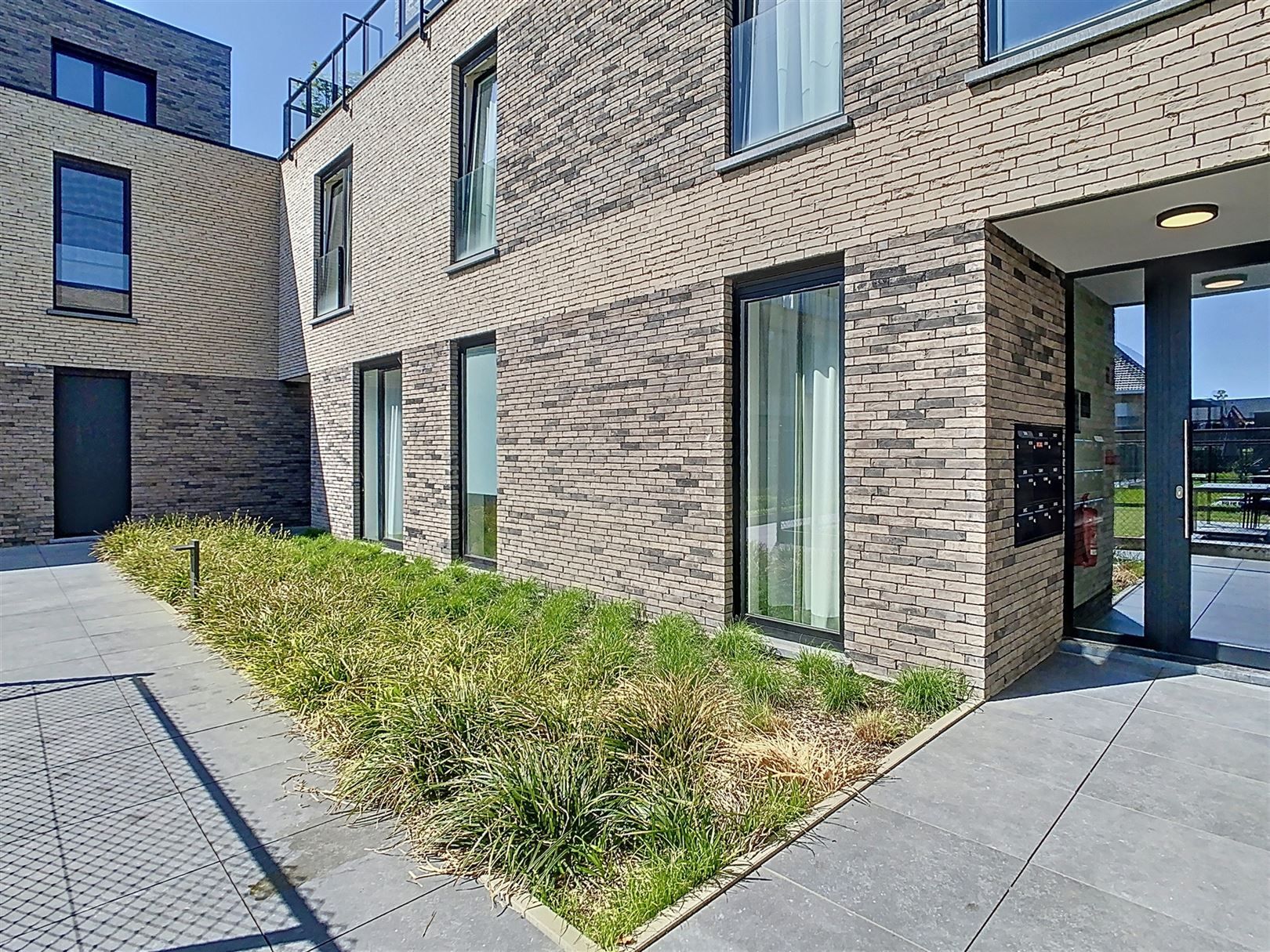 Modern APP, 2 slpks, terras, kelder, 2 parkings  foto 3