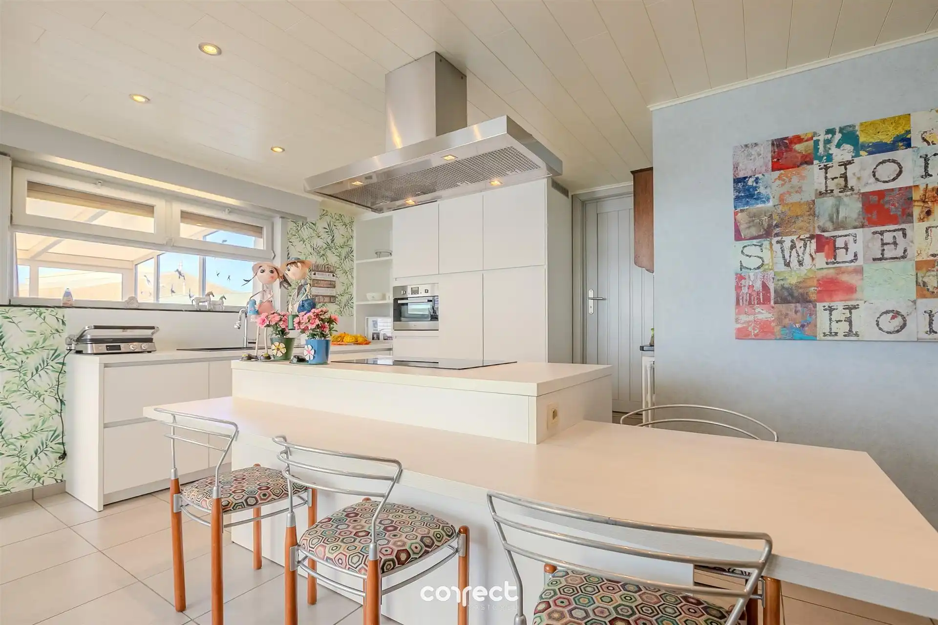 Karaktervolle alleenstaande woning met loods op 1.046 m² – wonen met ruimte en mogelijkheden in Beerst. foto 4