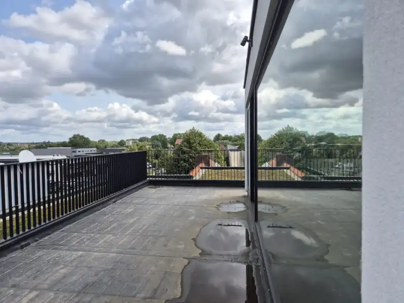 KORTEMARK: Appartement 2.01 met 2 slaapkamers en 3 zitterrassen gelegen op de tweede verdieping van Nieuwbouwresidentie Mila en Nora foto 45