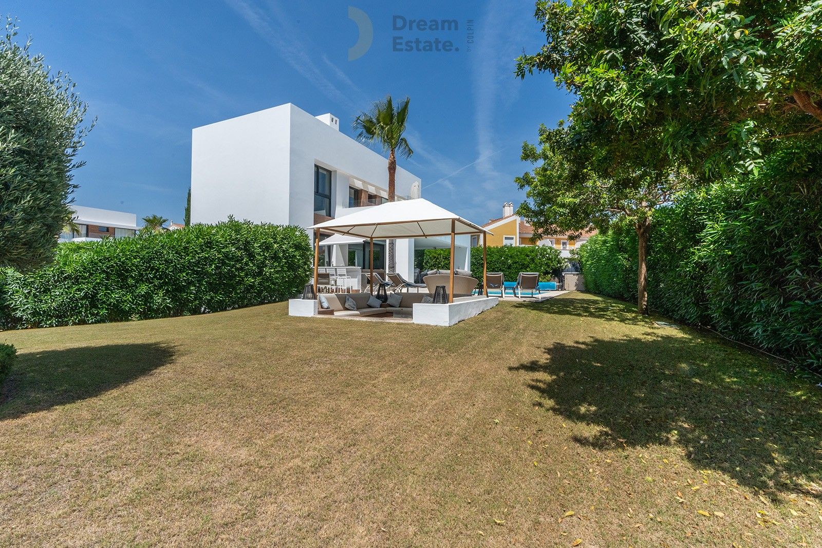 Moderne villa in de wijk El Paraiso, Estepona. foto 50