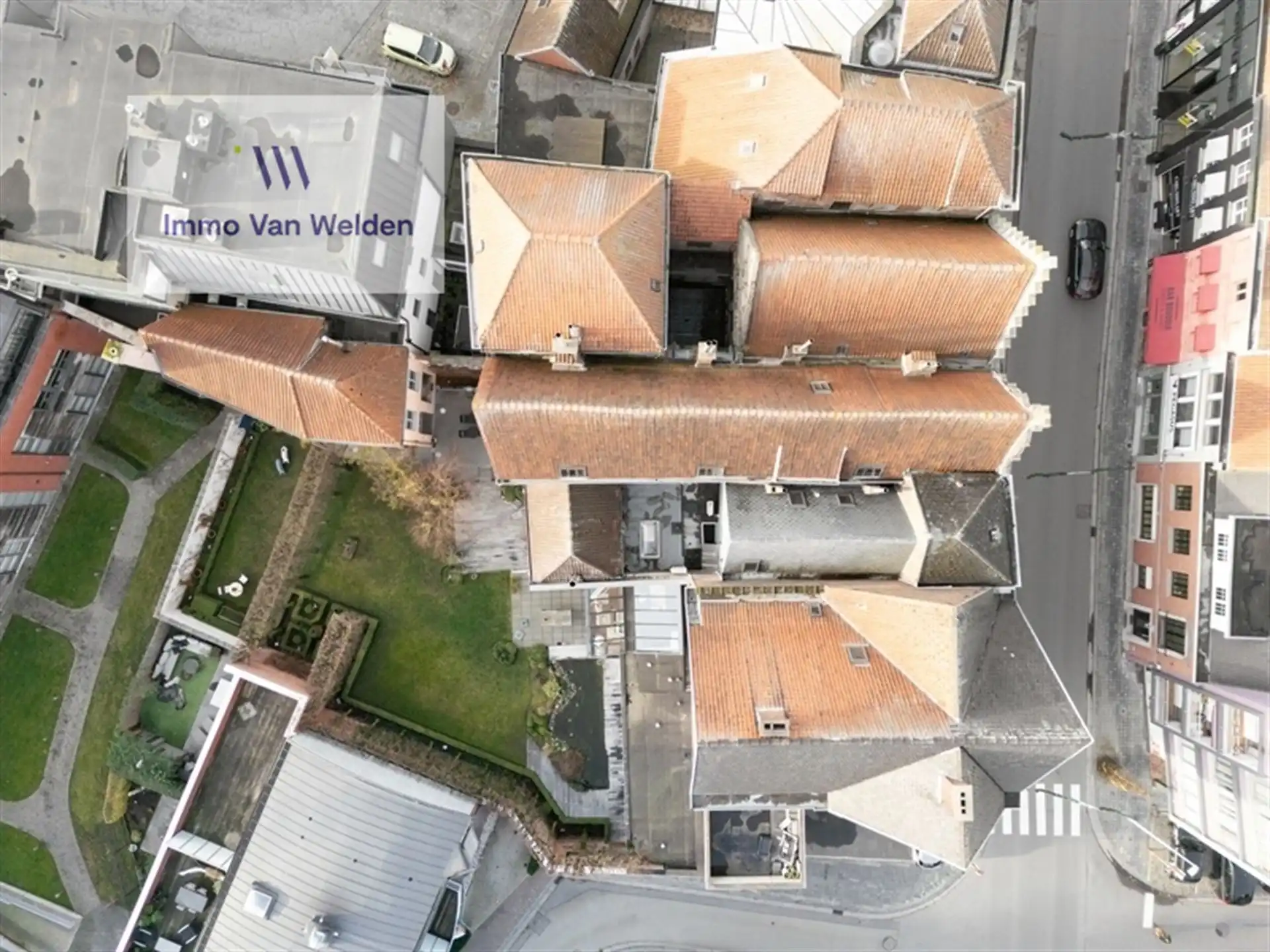 Unieke karakterwoning met handelszaak in hartje Oudenaarde – de voormalige drukkerij “De Scheldegalm” foto 4