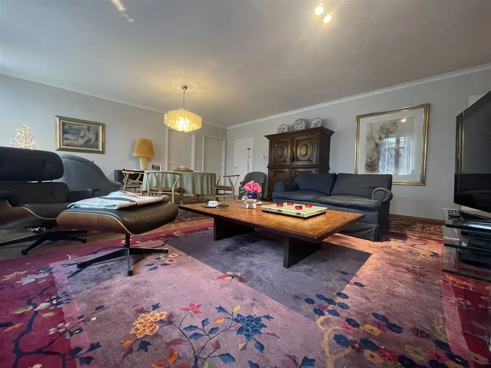 Ruim appartement met zicht op Grote Markt foto 5