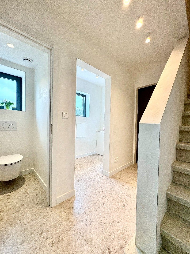 Hoogwaardige totaal renovatie te Kuurne. foto 13
