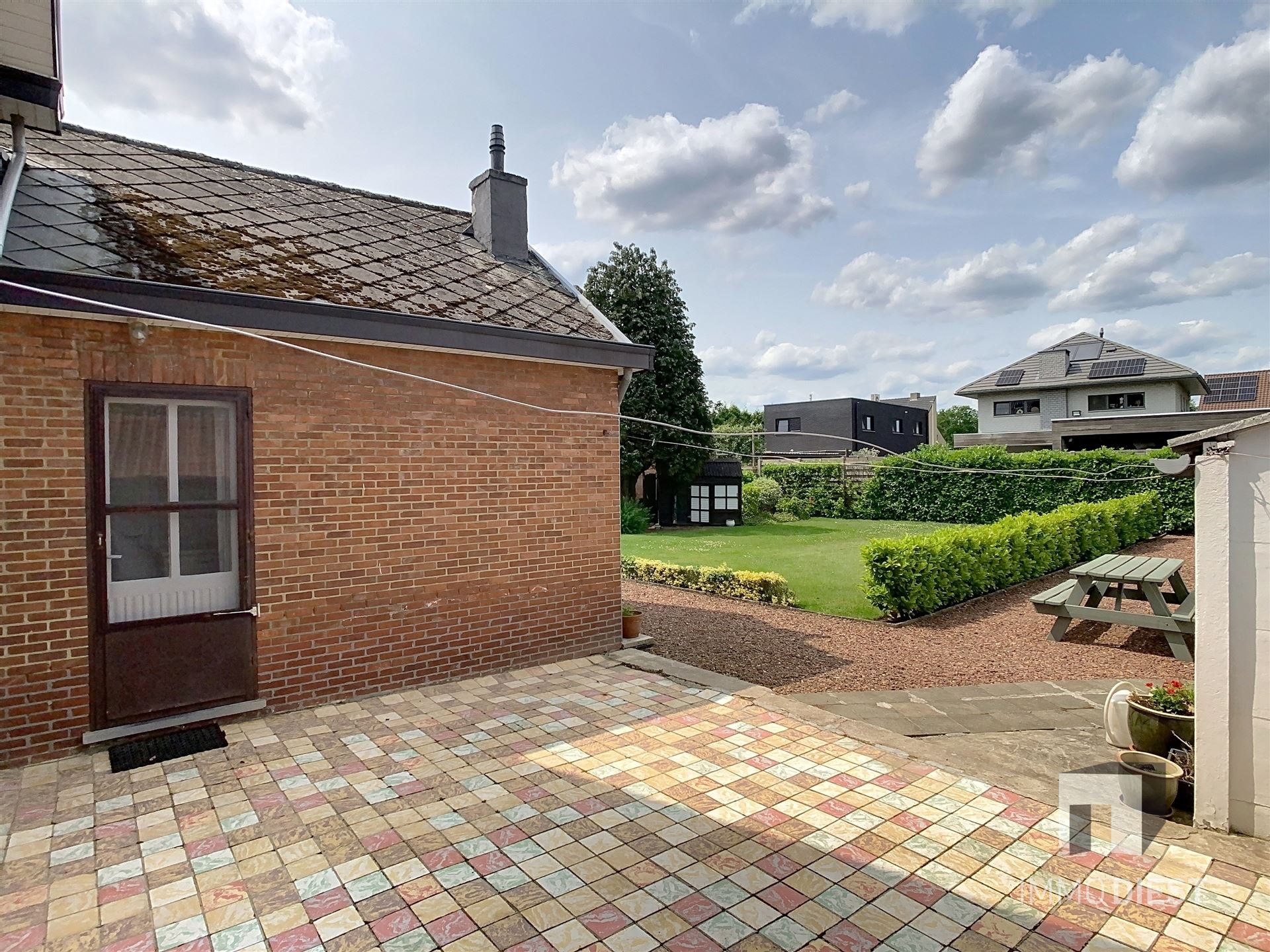 Charmante stevige woning met 3 slaapkamers en mooi tuintje foto 4