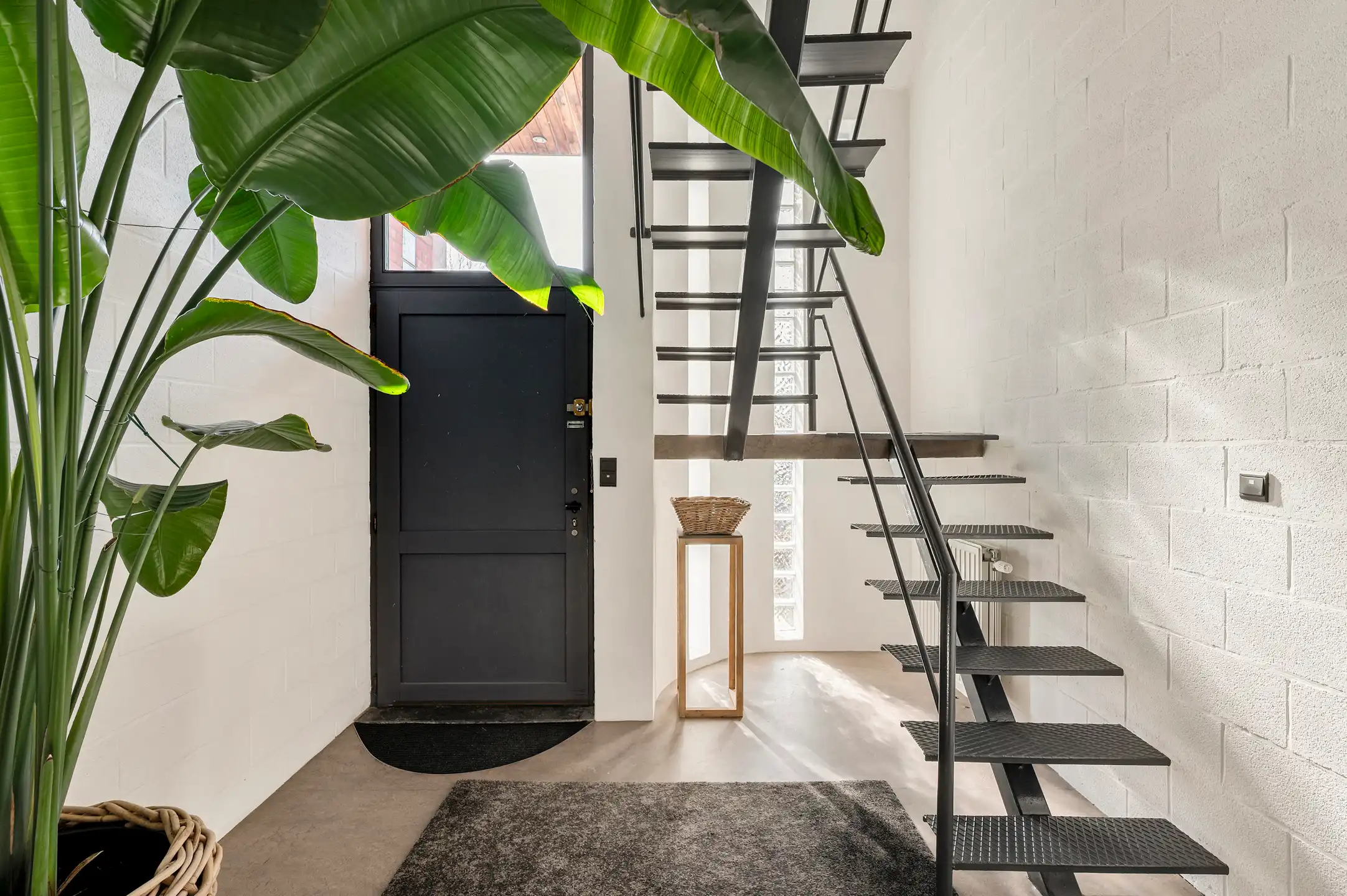 Ruime instapklare woning met zwembad te Brasschaat! foto 16