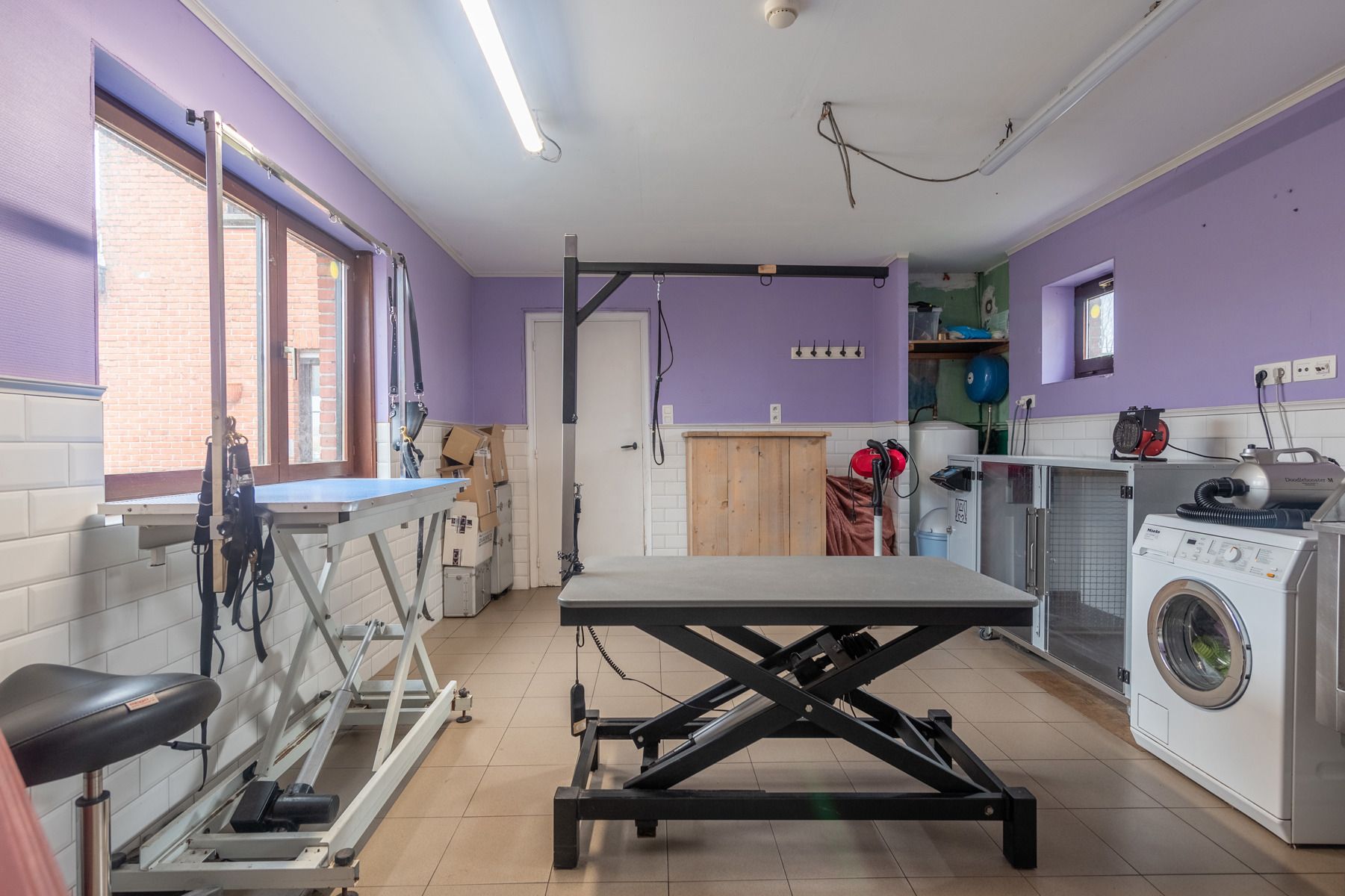 Gedeeltelijk gerenoveerd huis met bijgebouw, groen uitzicht foto 28