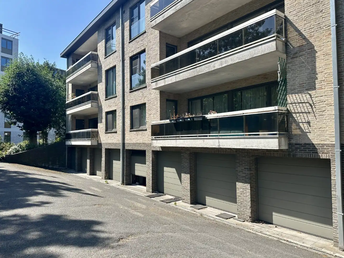 Appartement op rustige ligging te Sint-Michiels foto 12