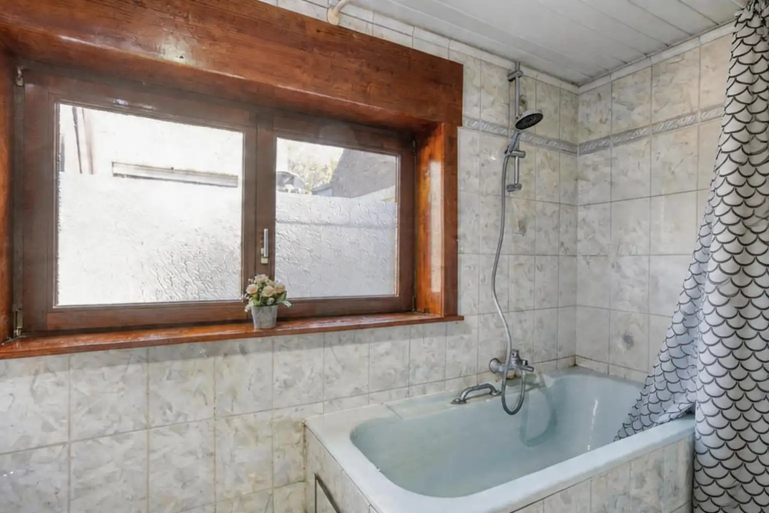 WONING MET RUIME TUIN & ATELIERRUIMTE IN BOUTERSEM foto 11