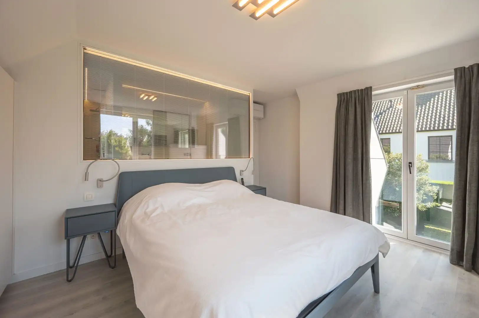 Vrijstaande villa, rustig gelegen in een aangename residentiële omgeving aan de rand van Knokke. foto 22
