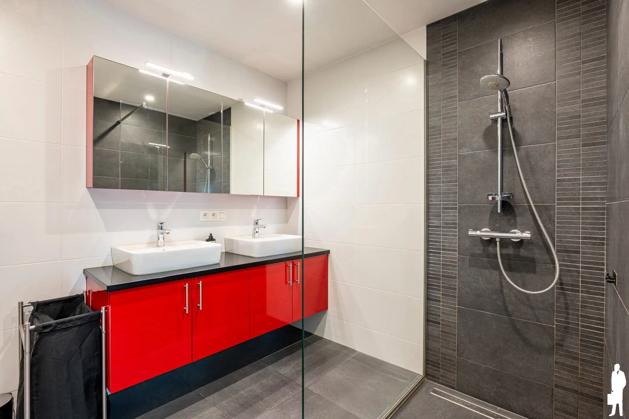 Duplexappartement met 3 slaapkamers, zuidterras en garage foto 13