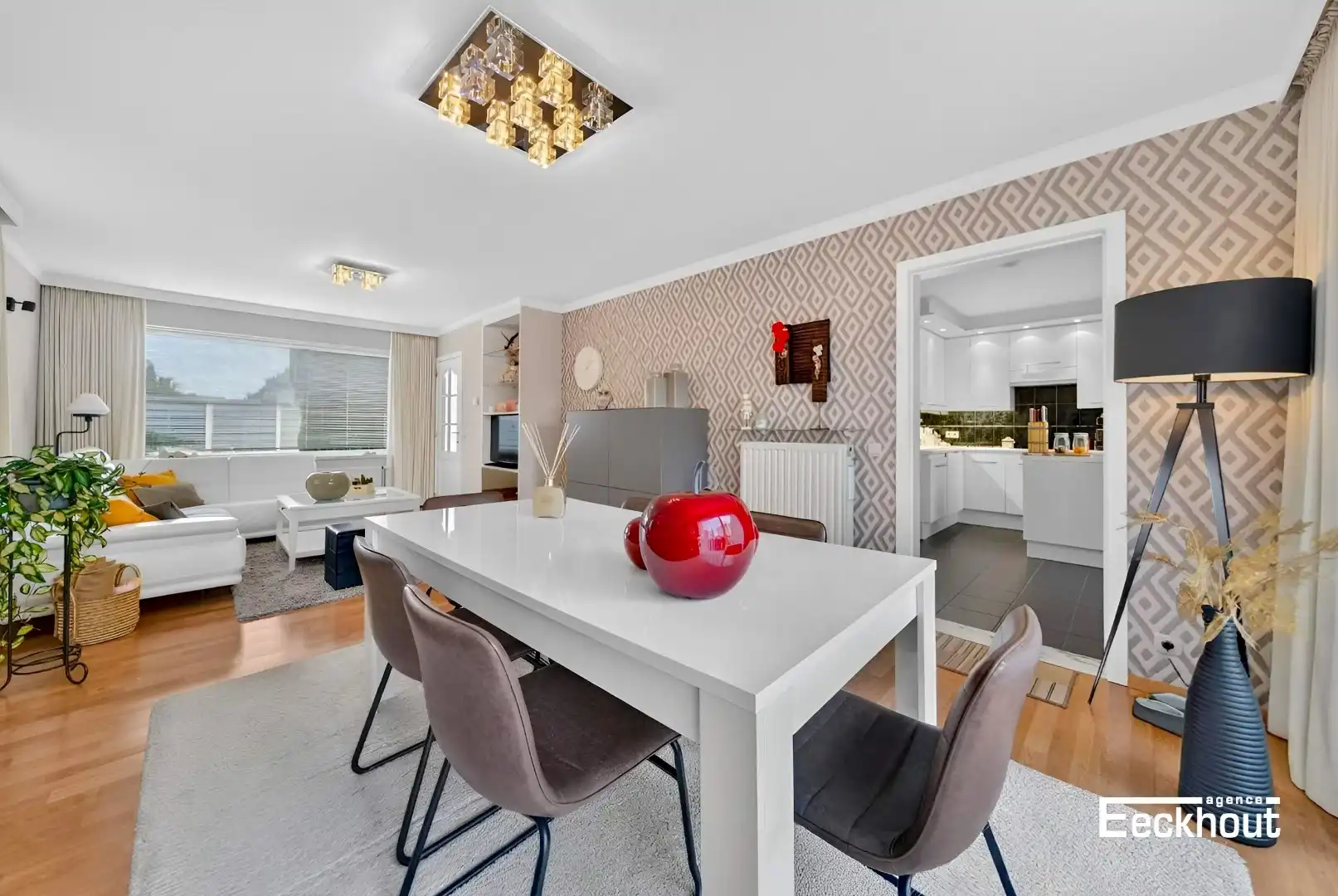 Instapklare halfopen woning nabij het strand op de grens tussen Oostende en Bredene! foto 3